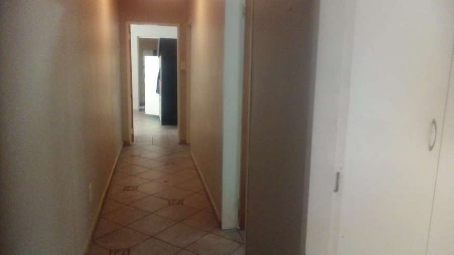 To Let 3 Bedroom Property for Rent in Kensington Gauteng