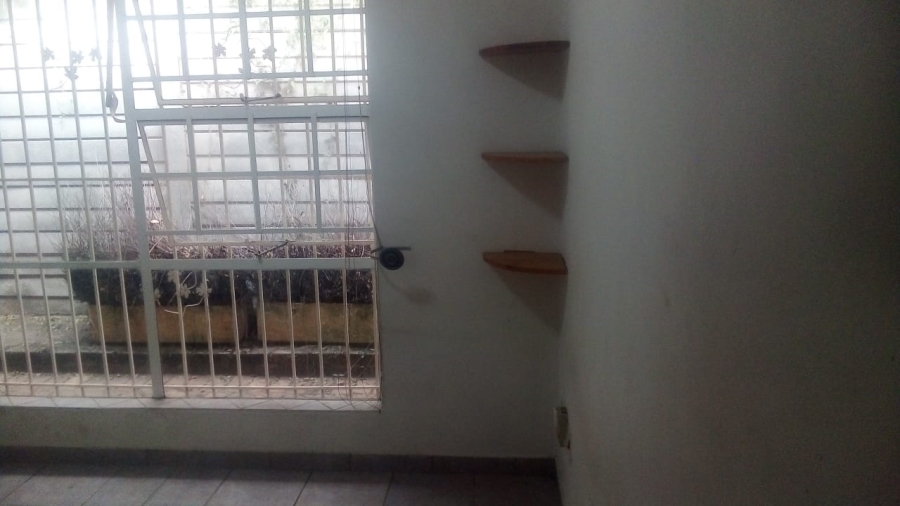 To Let 3 Bedroom Property for Rent in Kensington Gauteng