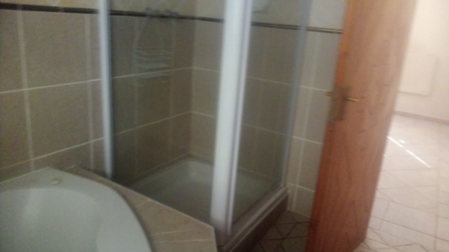 To Let 3 Bedroom Property for Rent in Kensington Gauteng