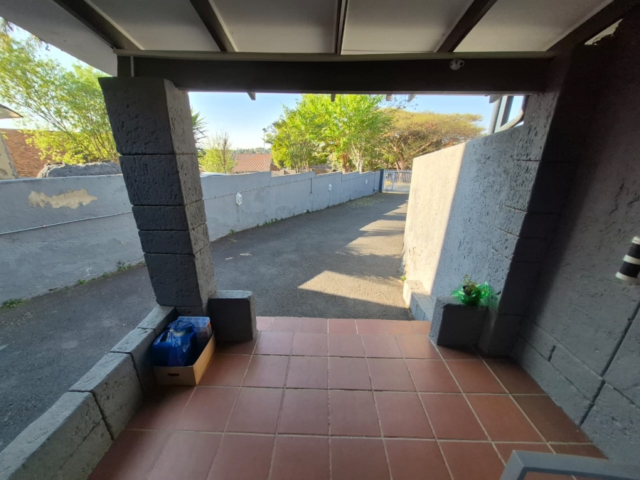 To Let 2 Bedroom Property for Rent in The Reeds Gauteng
