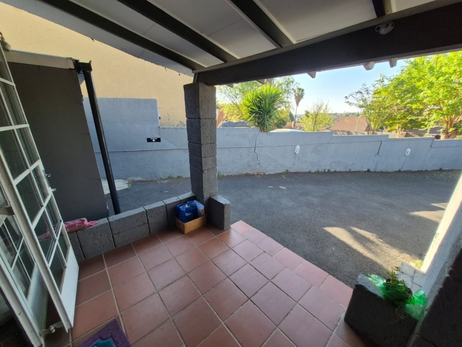 To Let 2 Bedroom Property for Rent in The Reeds Gauteng