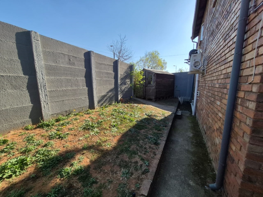To Let 2 Bedroom Property for Rent in The Reeds Gauteng
