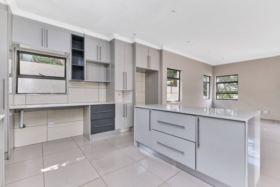 To Let 3 Bedroom Property for Rent in Ferndale Gauteng
