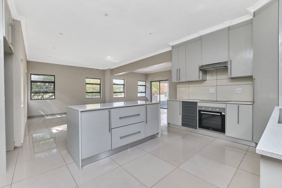 To Let 3 Bedroom Property for Rent in Ferndale Gauteng
