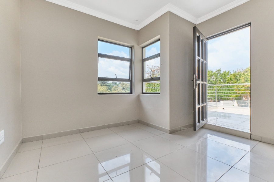 To Let 3 Bedroom Property for Rent in Ferndale Gauteng