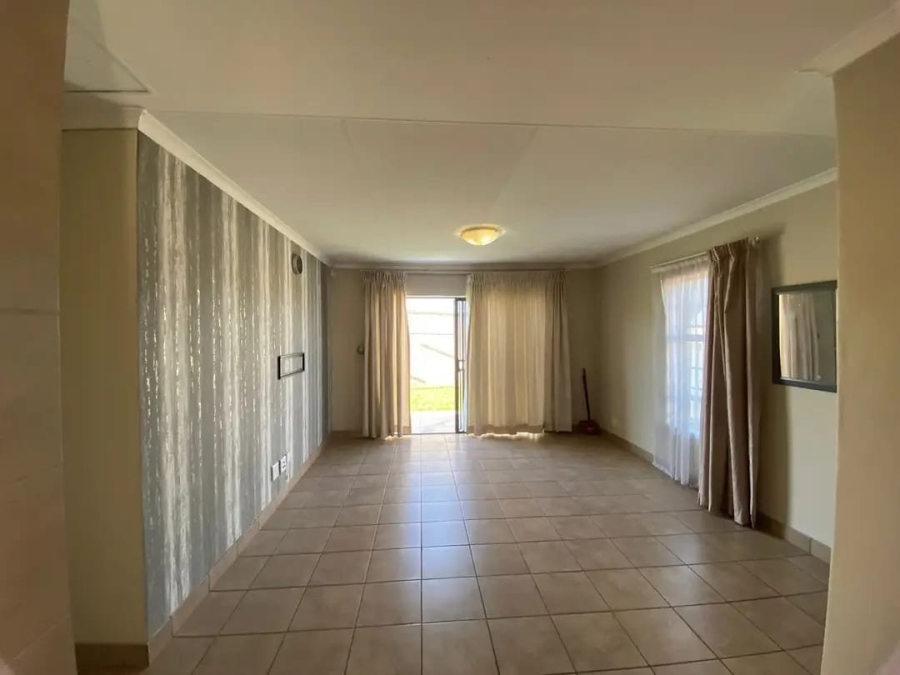 3 Bedroom Property for Sale in Thatch Hill Estate Gauteng