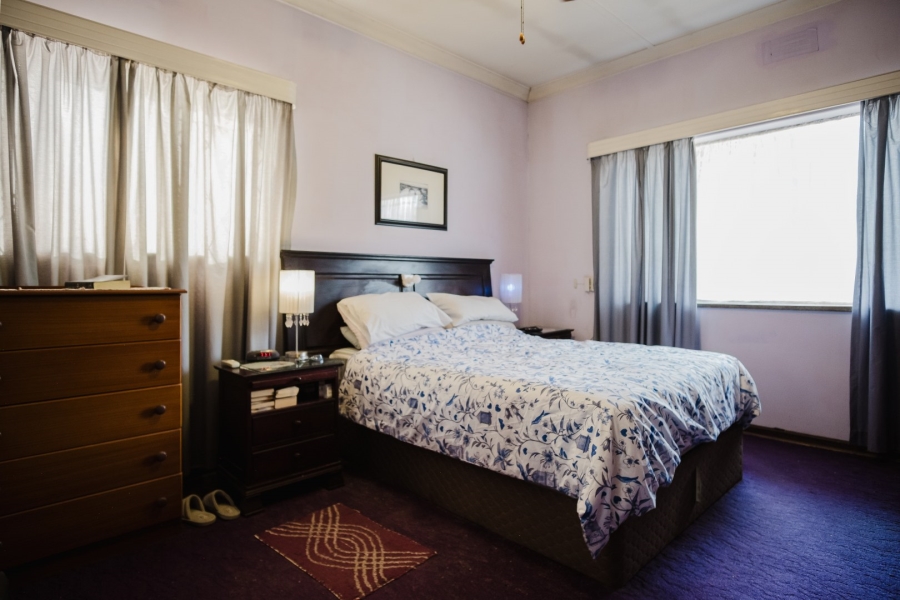 3 Bedroom Property for Sale in Mondeor Gauteng