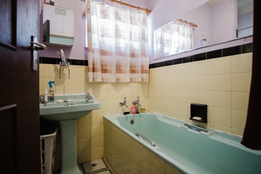 3 Bedroom Property for Sale in Mondeor Gauteng