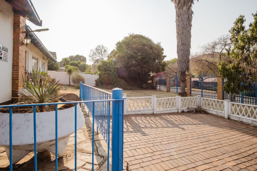 3 Bedroom Property for Sale in Mondeor Gauteng