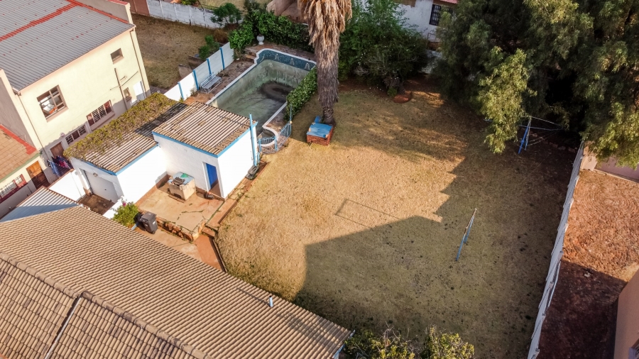 3 Bedroom Property for Sale in Mondeor Gauteng