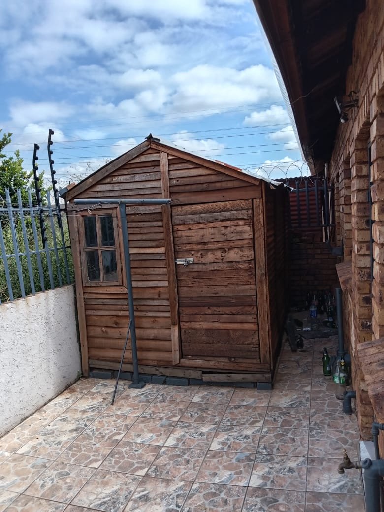  Bedroom Property for Sale in Soshanguve VV Gauteng