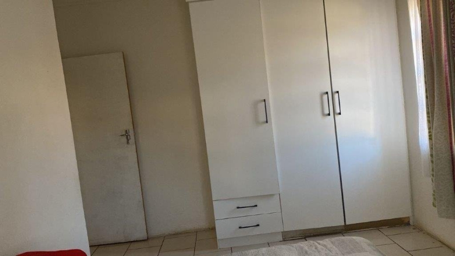  Bedroom Property for Sale in Elandspoort Gauteng