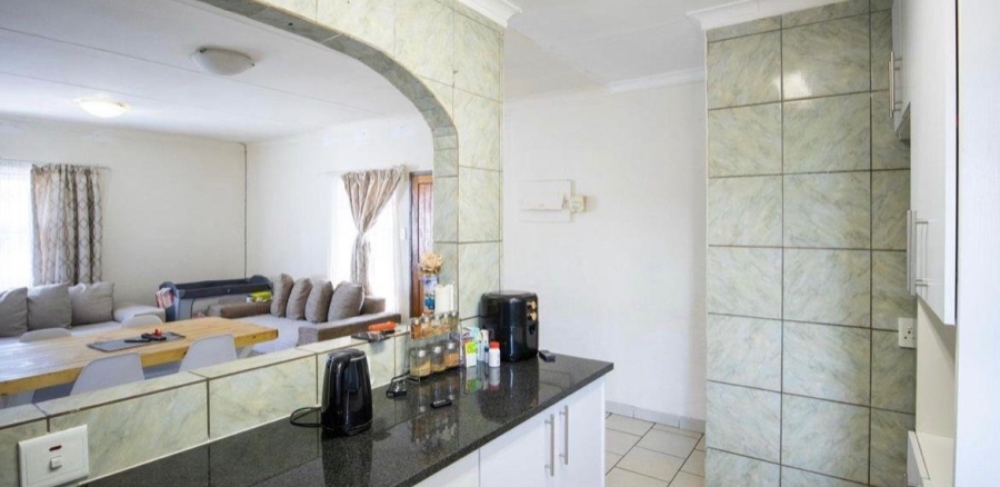  Bedroom Property for Sale in Elandspoort Gauteng