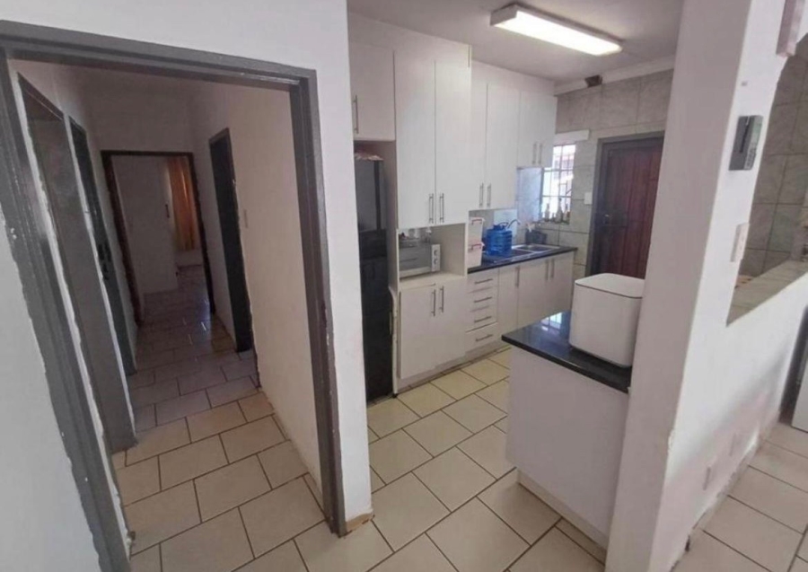  Bedroom Property for Sale in Elandspoort Gauteng