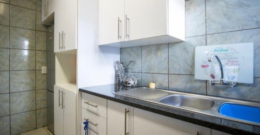  Bedroom Property for Sale in Elandspoort Gauteng