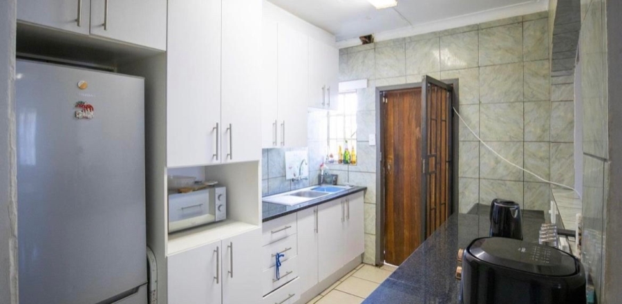  Bedroom Property for Sale in Elandspoort Gauteng