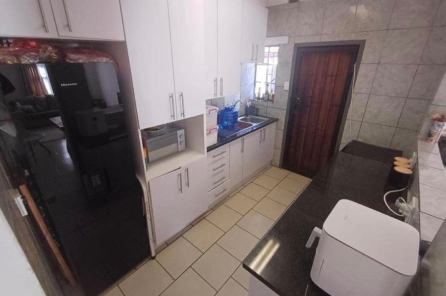  Bedroom Property for Sale in Elandspoort Gauteng