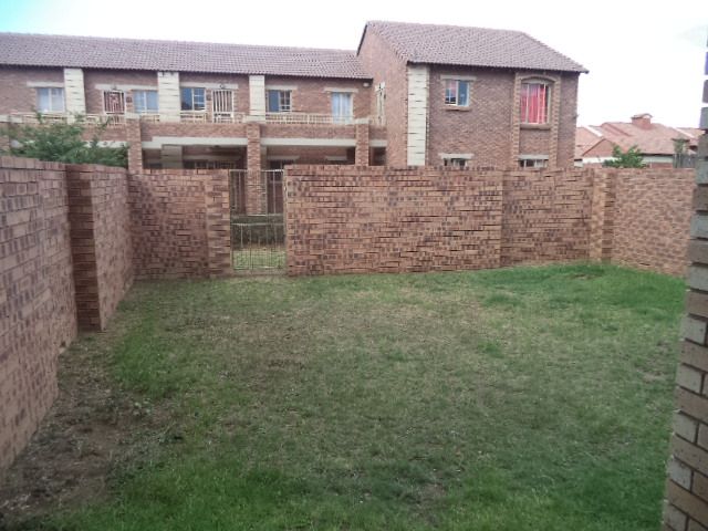 To Let 2 Bedroom Property for Rent in Mooikloof Ridge Gauteng