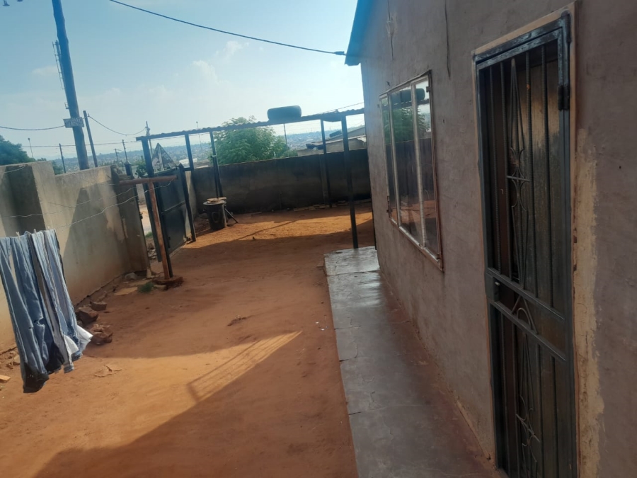 2 Bedroom Property for Sale in Mamelodi East Gauteng