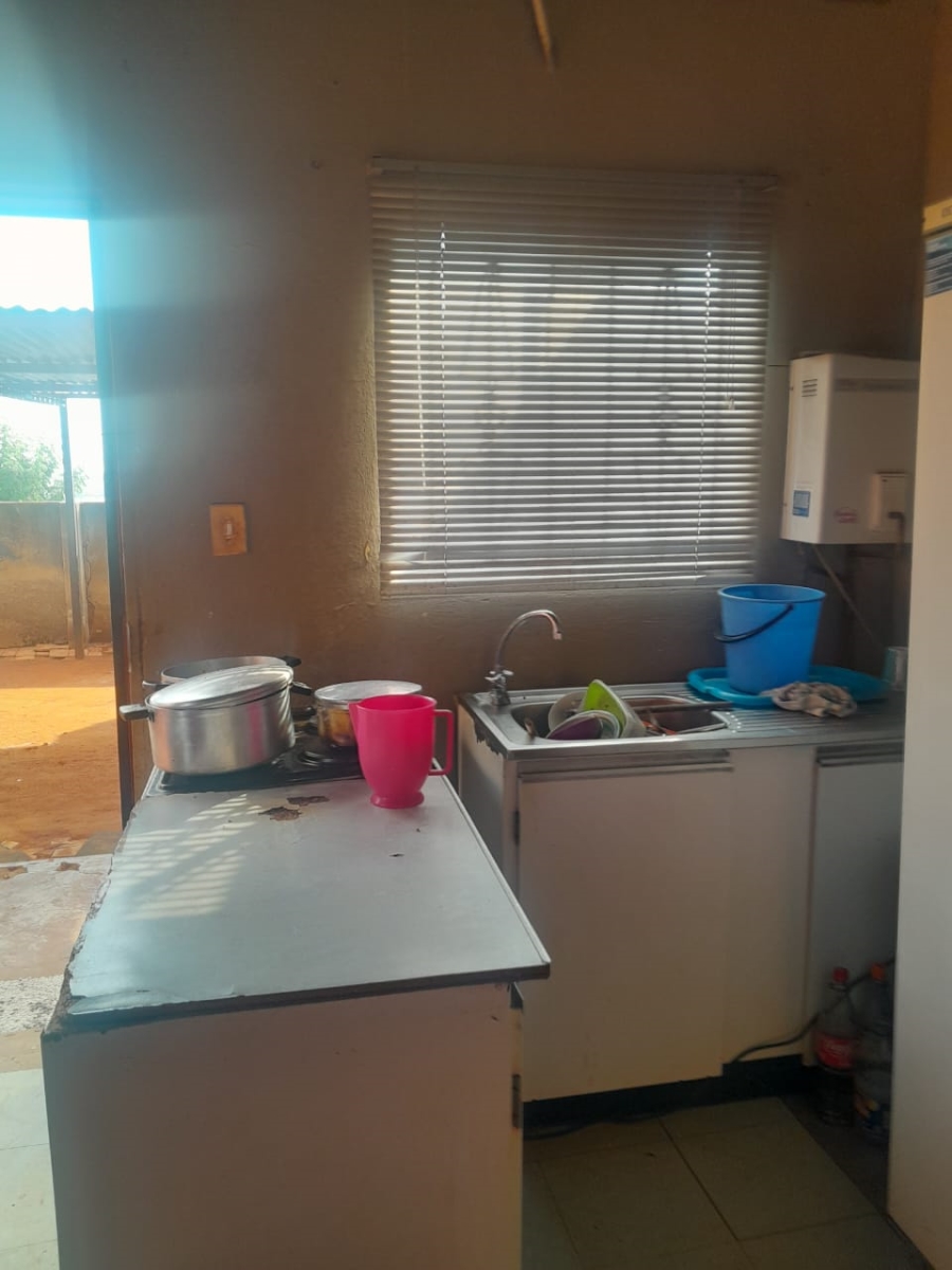 2 Bedroom Property for Sale in Mamelodi East Gauteng
