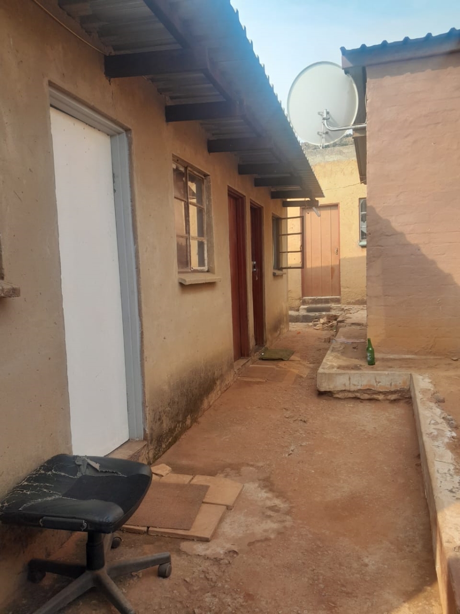 2 Bedroom Property for Sale in Mamelodi East Gauteng
