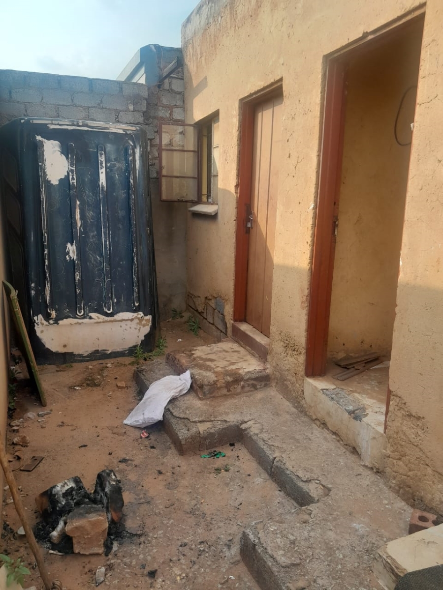 2 Bedroom Property for Sale in Mamelodi East Gauteng