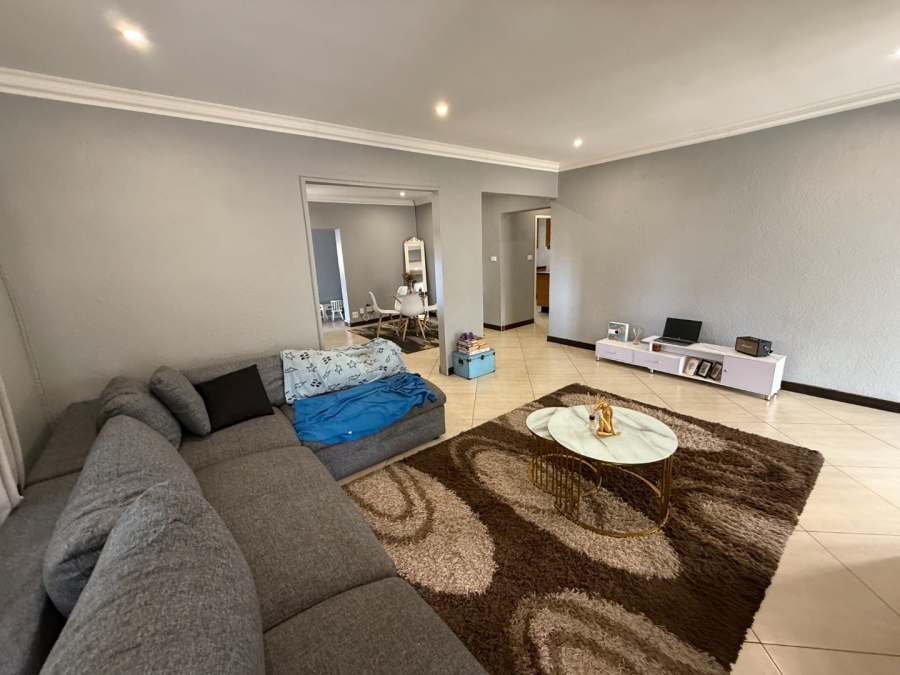 3 Bedroom Property for Sale in Doringkloof Gauteng