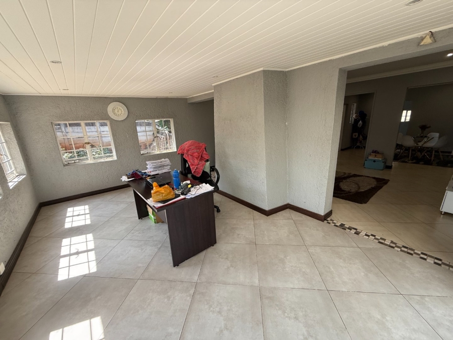 3 Bedroom Property for Sale in Doringkloof Gauteng