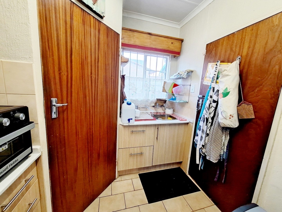 2 Bedroom Property for Sale in Heuweloord Gauteng