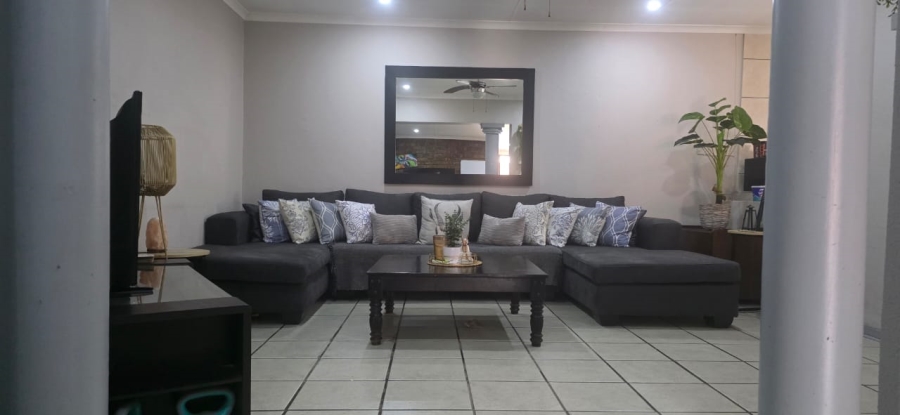 2 Bedroom Property for Sale in Boksburg North Gauteng