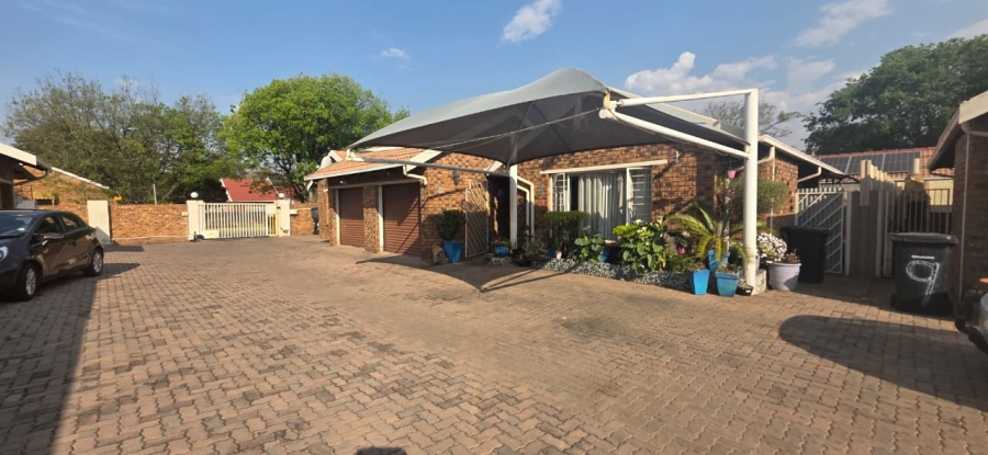 2 Bedroom Property for Sale in Boksburg North Gauteng