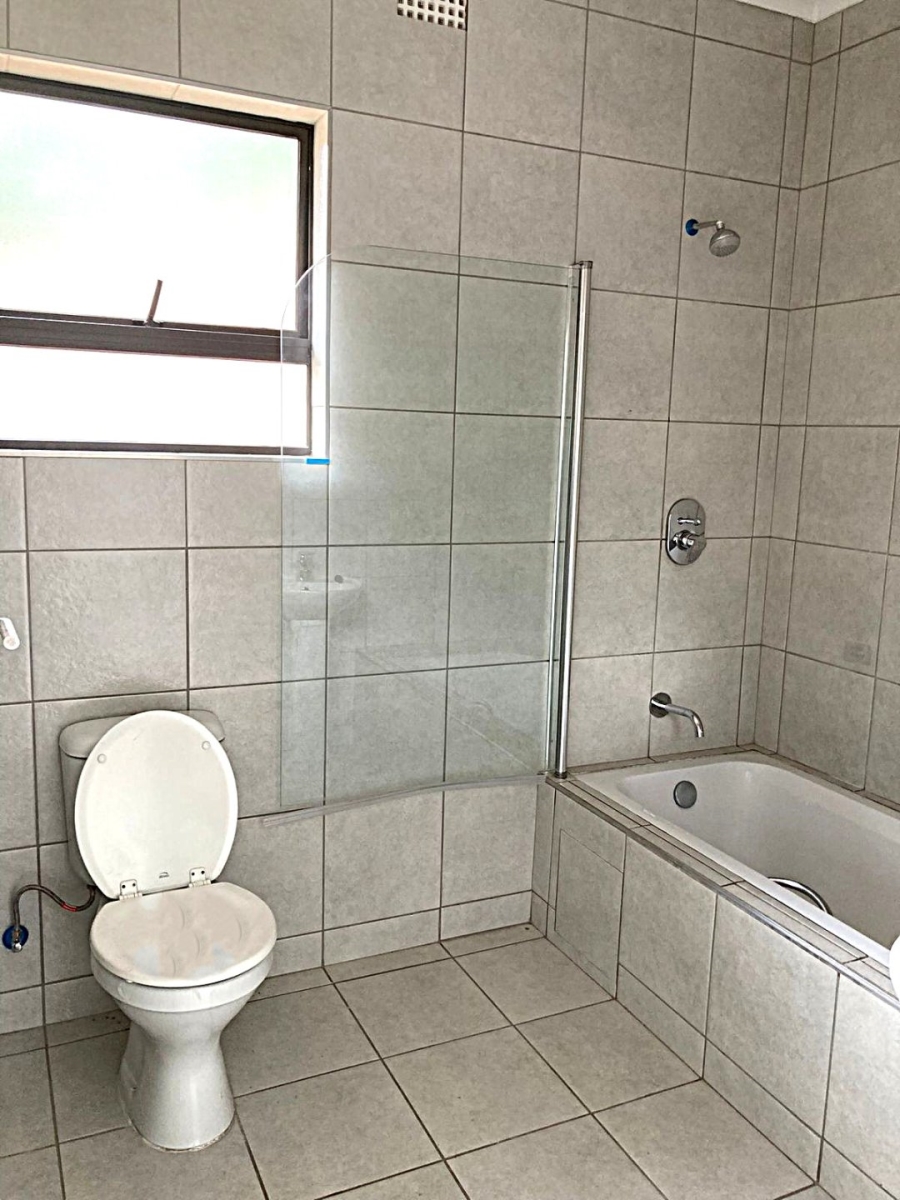 To Let 1 Bedroom Property for Rent in Victory Park Gauteng