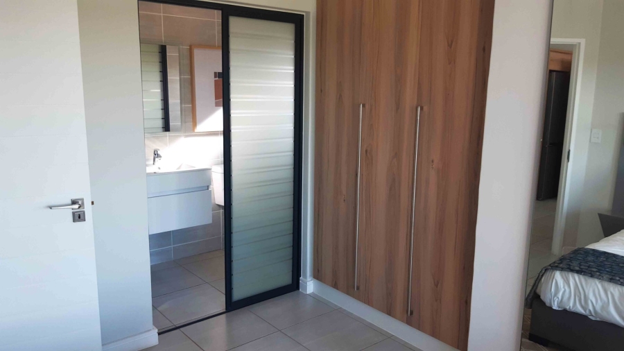 To Let 1 Bedroom Property for Rent in Waterfall Gauteng