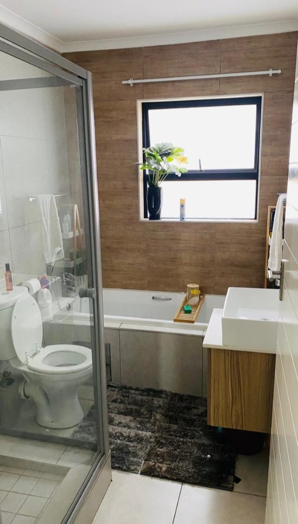 To Let 2 Bedroom Property for Rent in Modderfontein Gauteng