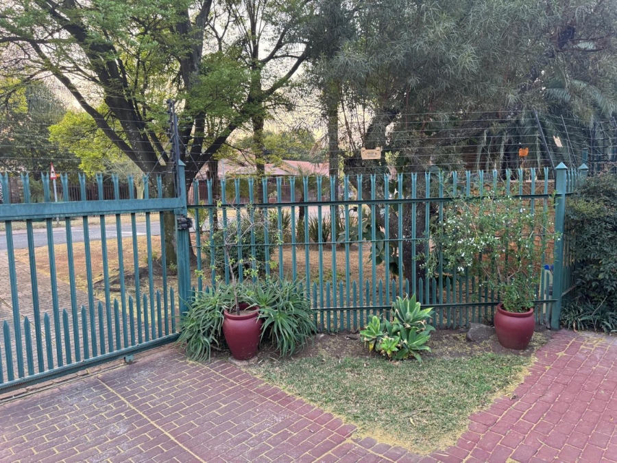 4 Bedroom Property for Sale in Eldoraigne Gauteng