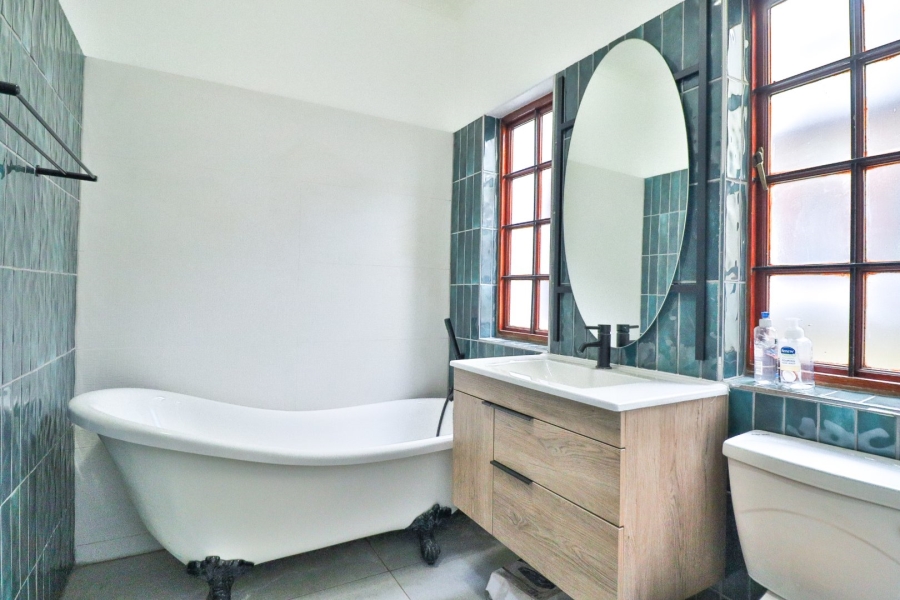 3 Bedroom Property for Sale in Faerie Glen Gauteng