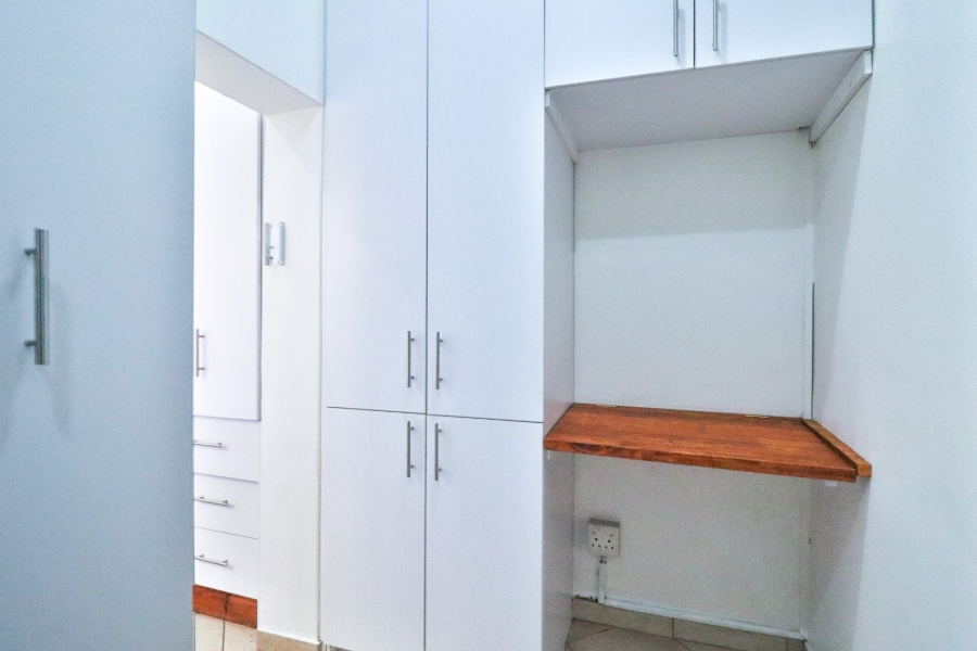 3 Bedroom Property for Sale in Faerie Glen Gauteng