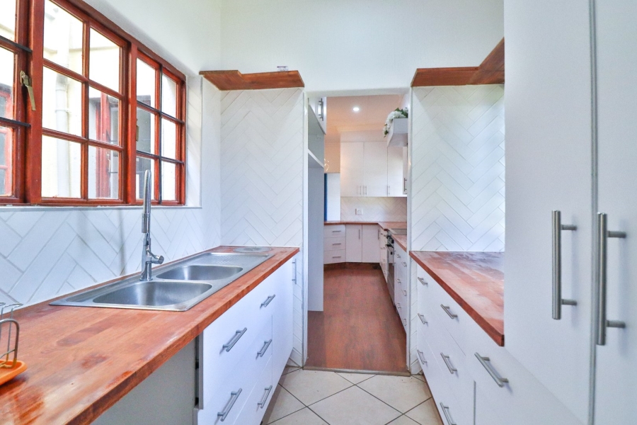 3 Bedroom Property for Sale in Faerie Glen Gauteng