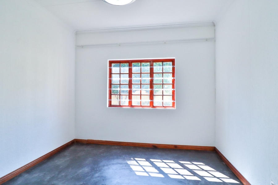 3 Bedroom Property for Sale in Faerie Glen Gauteng