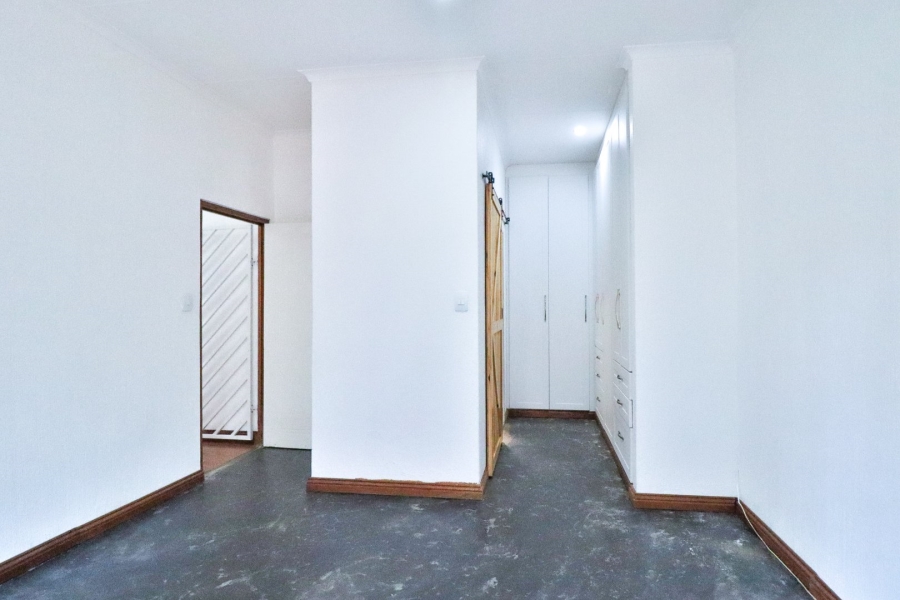 3 Bedroom Property for Sale in Faerie Glen Gauteng