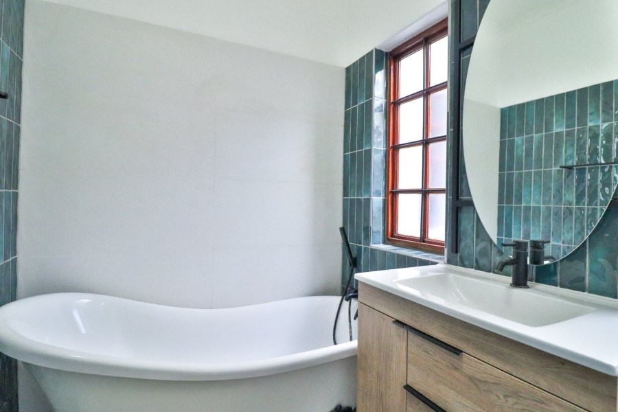 3 Bedroom Property for Sale in Faerie Glen Gauteng