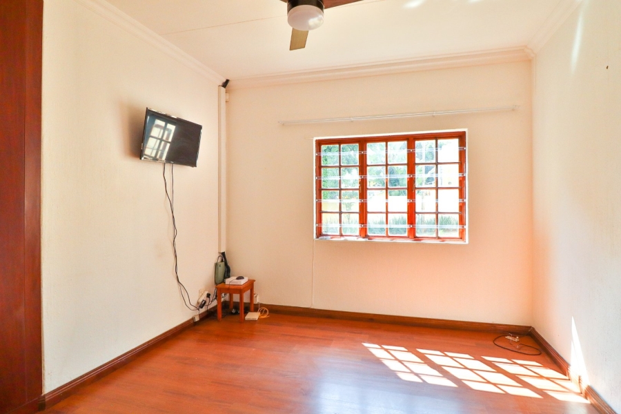 3 Bedroom Property for Sale in Faerie Glen Gauteng