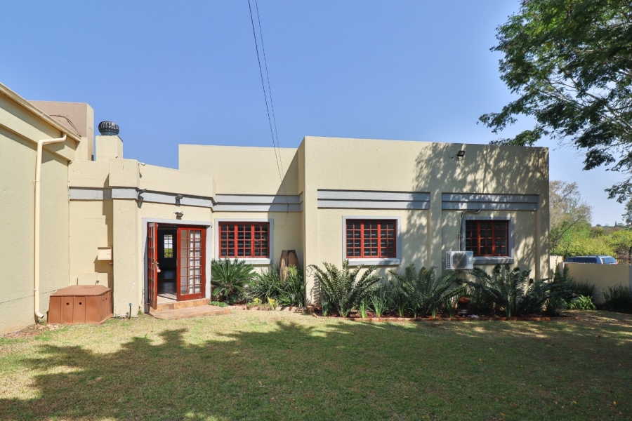 3 Bedroom Property for Sale in Faerie Glen Gauteng