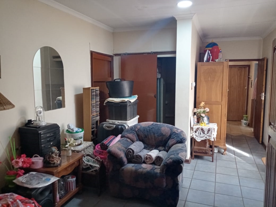 5 Bedroom Property for Sale in Silverton Gauteng