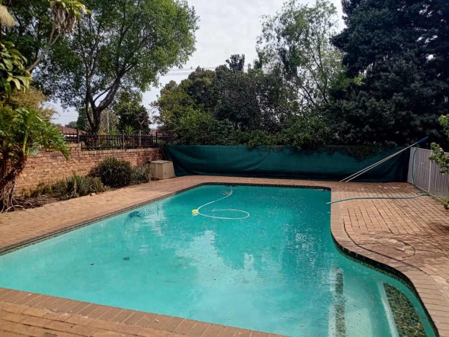 5 Bedroom Property for Sale in Silverton Gauteng