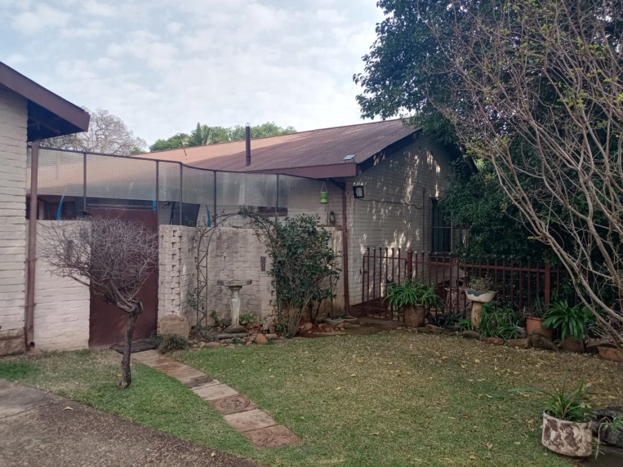 5 Bedroom Property for Sale in Silverton Gauteng