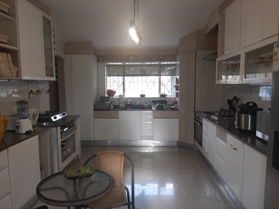 4 Bedroom Property for Sale in Bramley North Gauteng
