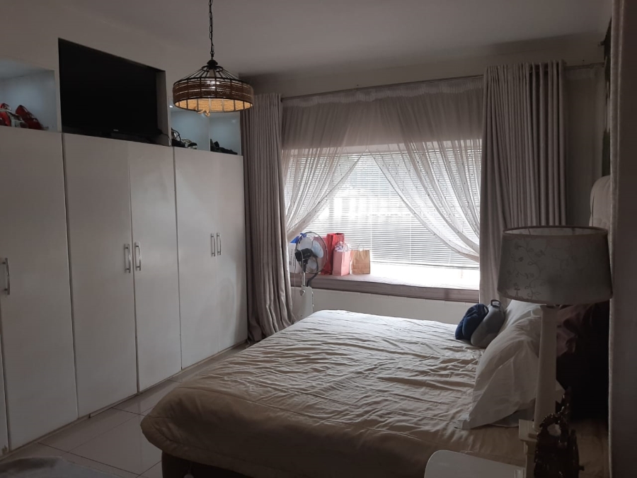 4 Bedroom Property for Sale in Bramley North Gauteng
