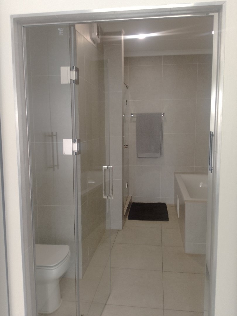 2 Bedroom Property for Sale in Greenstone Ridge Gauteng