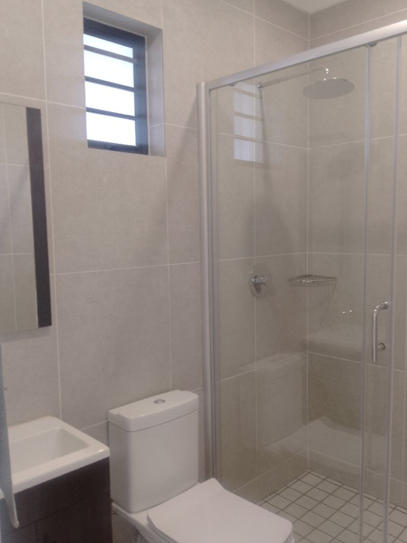 2 Bedroom Property for Sale in Greenstone Ridge Gauteng